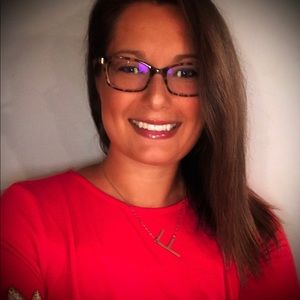 Meet your Posher, Felicia